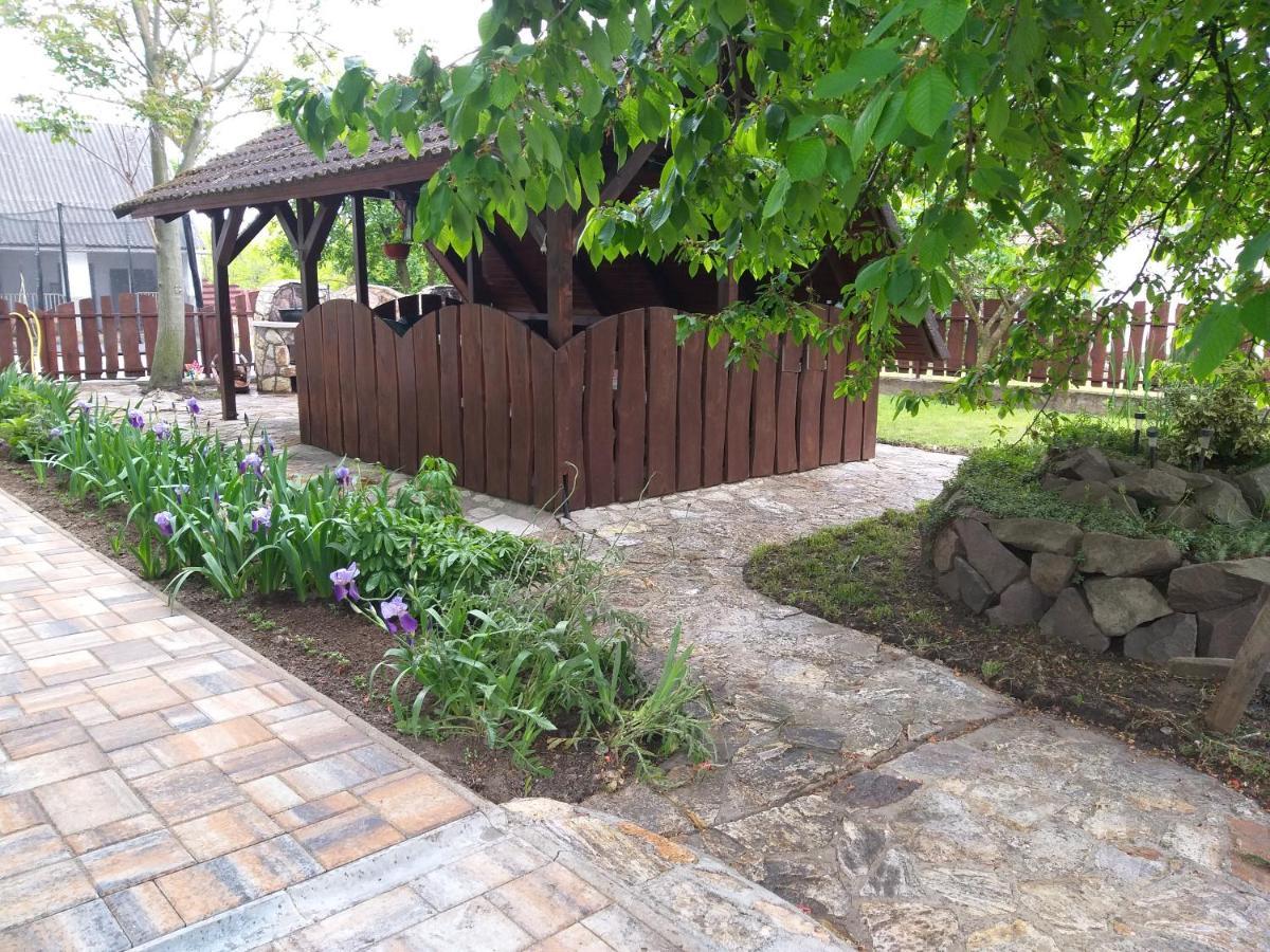 Tavasz Nyaraló Poroszló Exterior foto